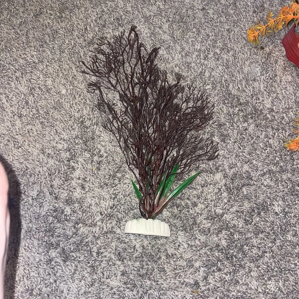 Fake aquarium plant